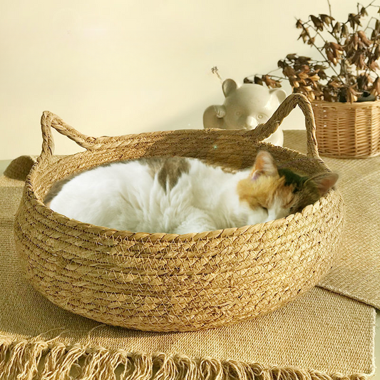 Four-Season Universal Vine Weave Cat Bed